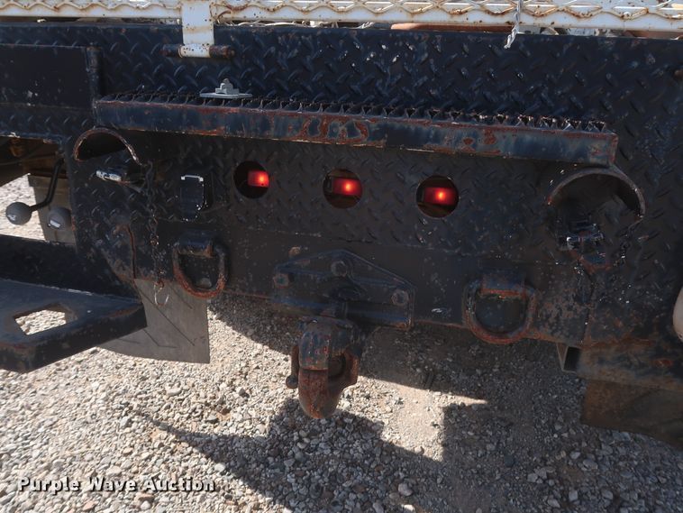 image for item HJ9308 1998 Chevrolet C7500  digger derrick truck