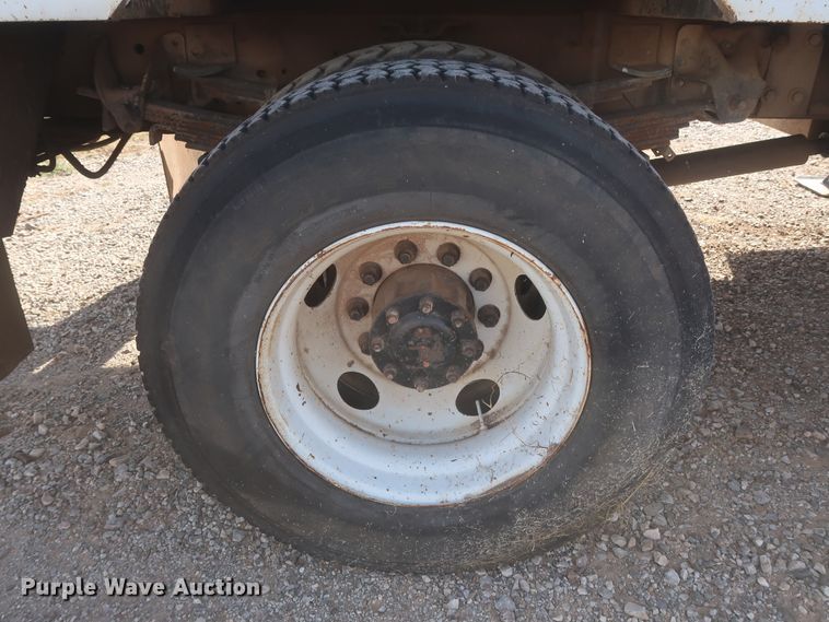 image for item HJ9308 1998 Chevrolet C7500  digger derrick truck