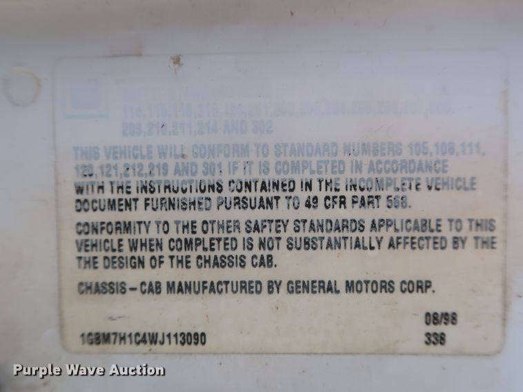 image for item HJ9308 1998 Chevrolet C7500  digger derrick truck