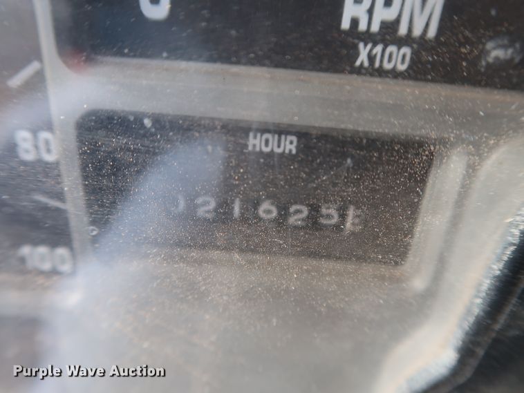 image for item HJ9309 1992 International 4700  bucket truck