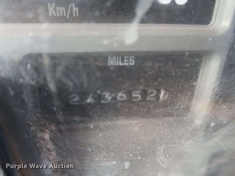 image for item HJ9309 1992 International 4700  bucket truck