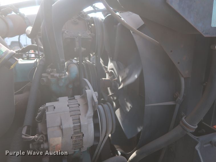 image for item HJ9309 1992 International 4700  bucket truck