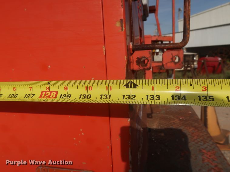 image for item HJ9309 1992 International 4700  bucket truck