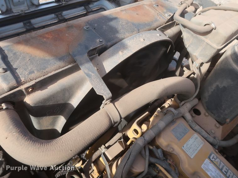 image for item HJ9427 1999 GMC C7500  bucket truck