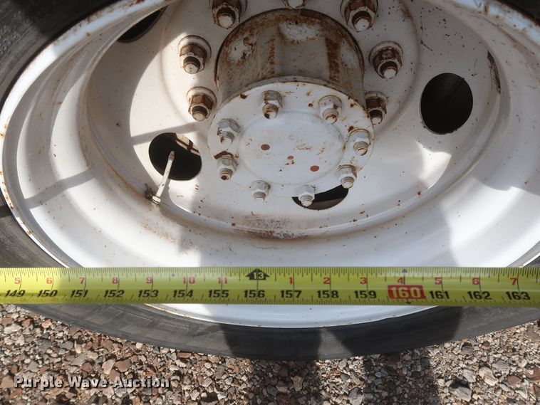 image for item HJ9427 1999 GMC C7500  bucket truck