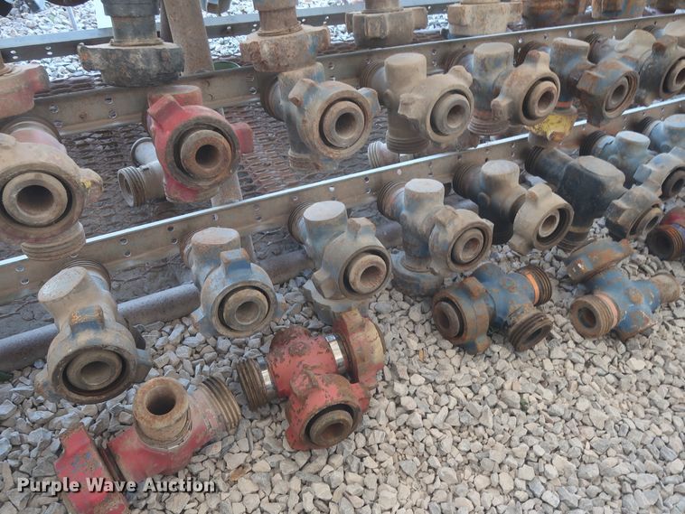 image for item HK9552 (45) 2" diameter pipe Tees