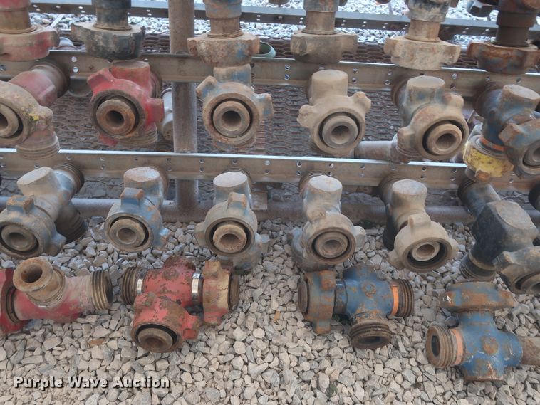 image for item HK9552 (45) 2" diameter pipe Tees