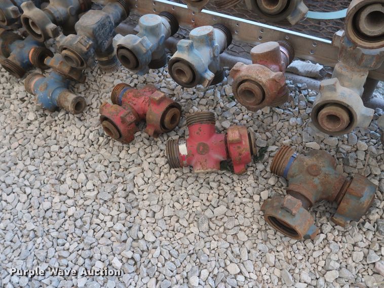 image for item HK9552 (45) 2" diameter pipe Tees