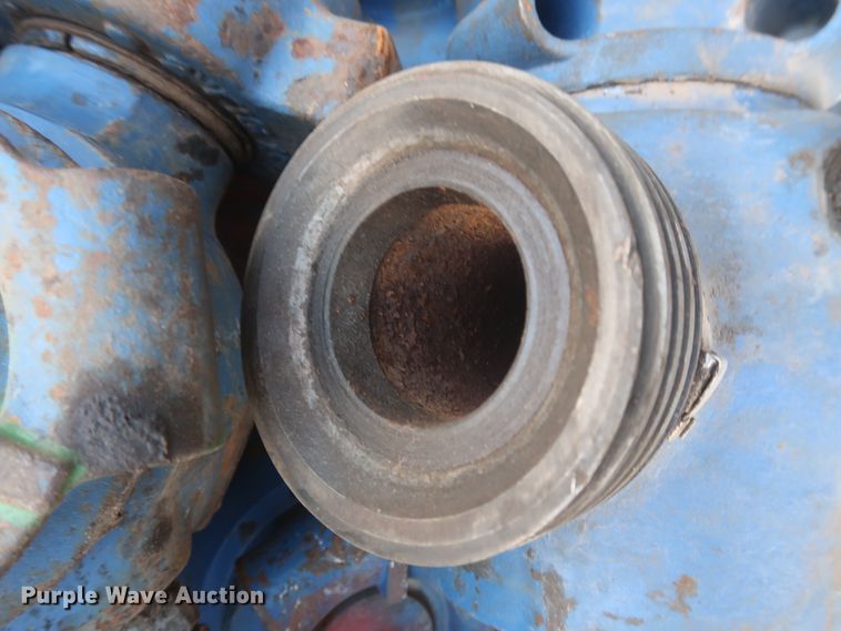 image for item HK9589 Approximately 25 pipe ball valves