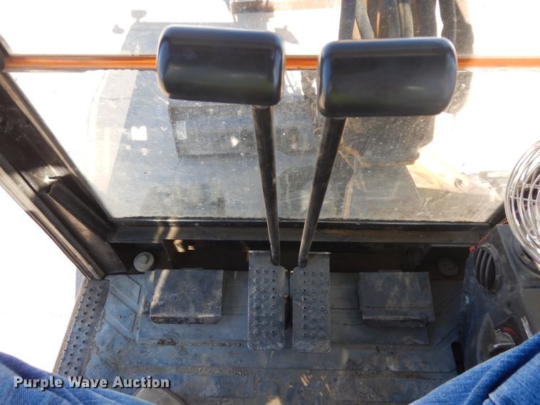 image for item HN9395 2002 Caterpillar 303.5  mini excavator