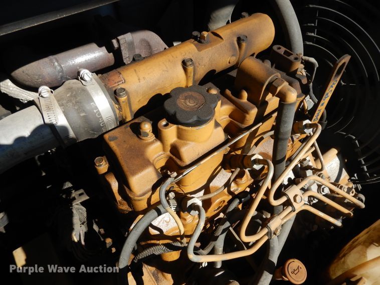 image for item HN9395 2002 Caterpillar 303.5  mini excavator