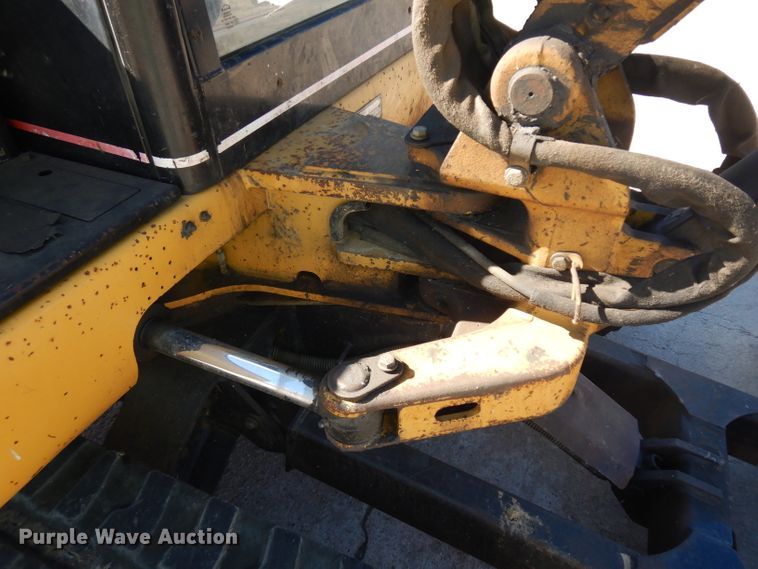 image for item HN9395 2002 Caterpillar 303.5  mini excavator