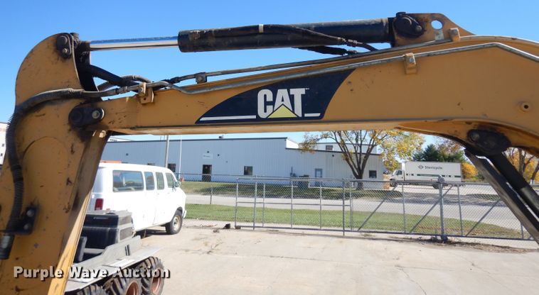 image for item HN9395 2002 Caterpillar 303.5  mini excavator