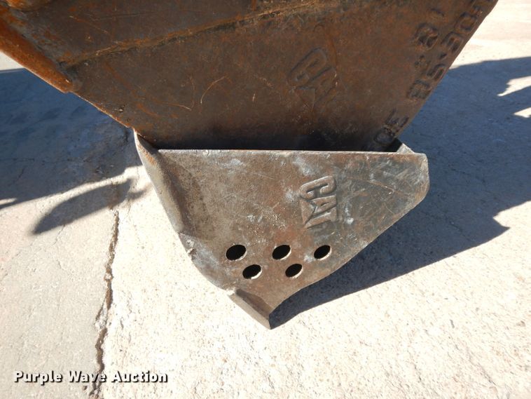 image for item HN9395 2002 Caterpillar 303.5  mini excavator