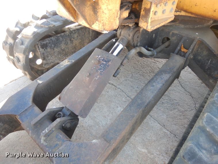 image for item HN9395 2002 Caterpillar 303.5  mini excavator