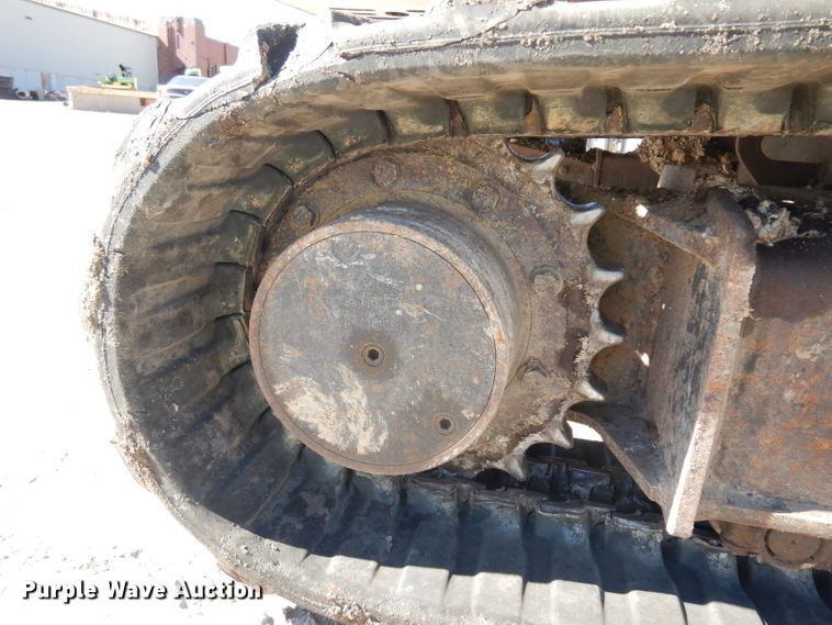 image for item HN9395 2002 Caterpillar 303.5  mini excavator