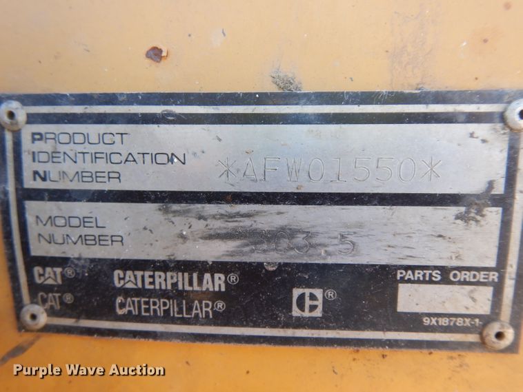 image for item HN9395 2002 Caterpillar 303.5  mini excavator