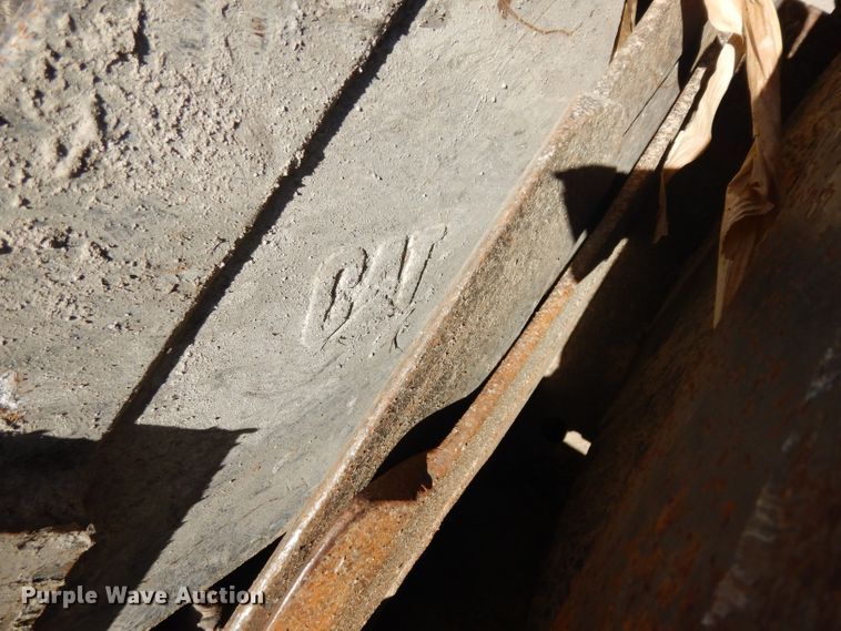 image for item HN9395 2002 Caterpillar 303.5  mini excavator