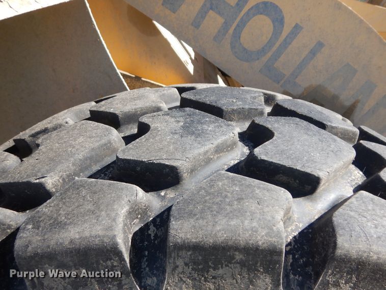 image for item HN9396 1999 New Holland LW110  wheel loader