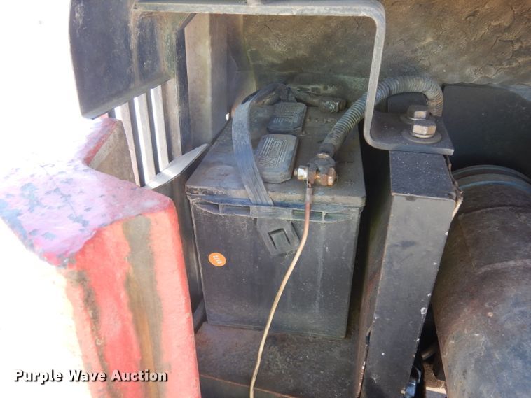 image for item HN9407 1999 Takeuchi TB025  mini excavator