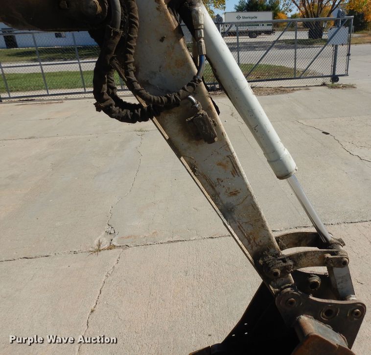 image for item HN9407 1999 Takeuchi TB025  mini excavator