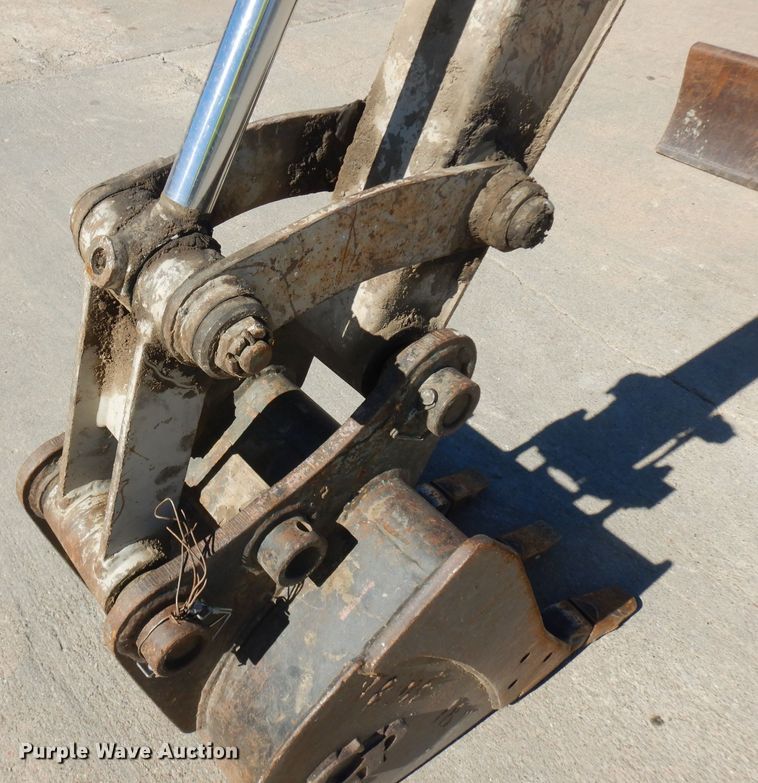 image for item HN9407 1999 Takeuchi TB025  mini excavator