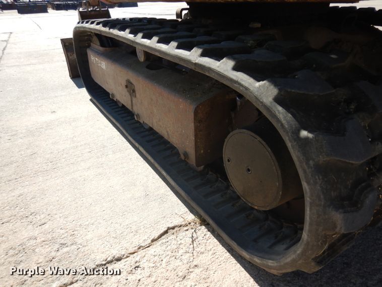 image for item HN9407 1999 Takeuchi TB025  mini excavator