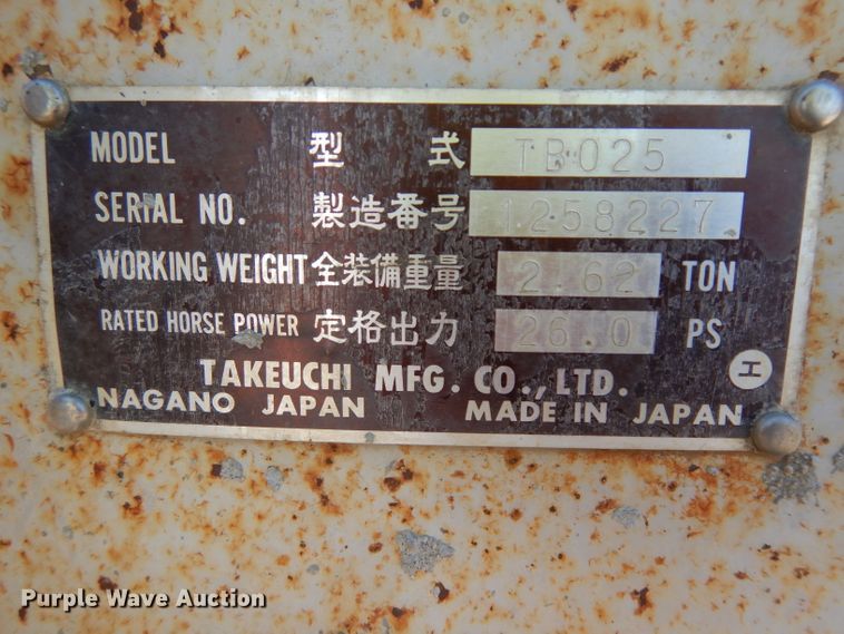 image for item HN9407 1999 Takeuchi TB025  mini excavator