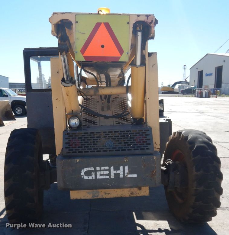 image for item HN9409 1996 Gehl 883  telehandler