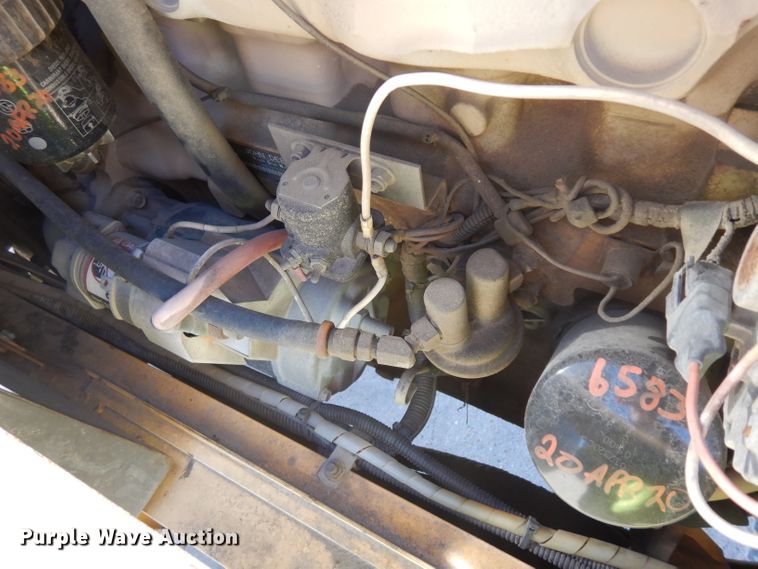 image for item HN9409 1996 Gehl 883  telehandler