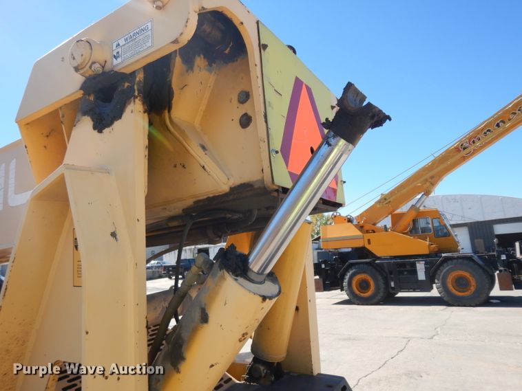 image for item HN9409 1996 Gehl 883  telehandler