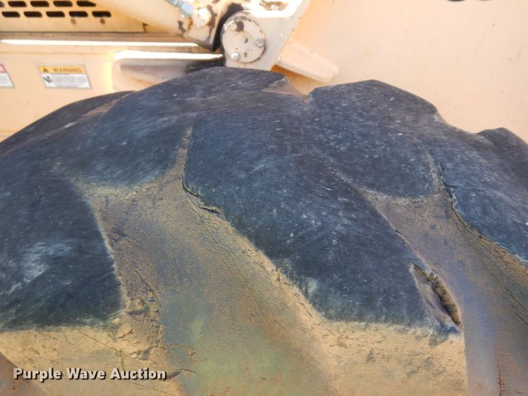 image for item HN9409 1996 Gehl 883  telehandler