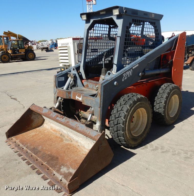 image for item HN9410 2000 Thomas T245  skid steer loader