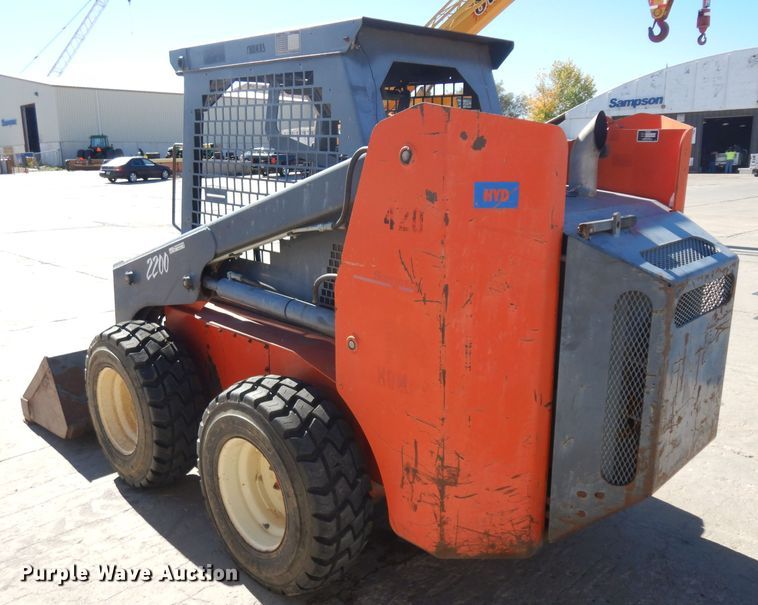 image for item HN9410 2000 Thomas T245  skid steer loader