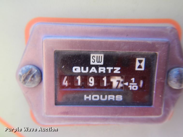 image for item HN9410 2000 Thomas T245  skid steer loader