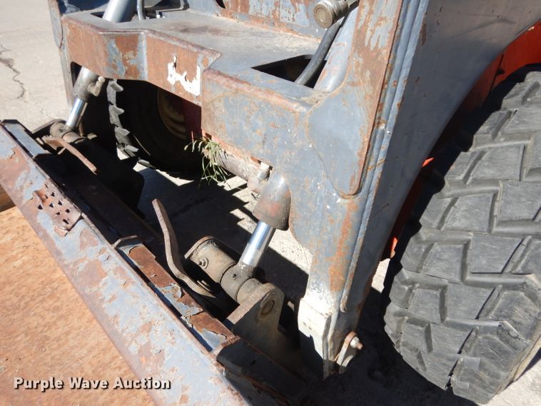 image for item HN9410 2000 Thomas T245  skid steer loader