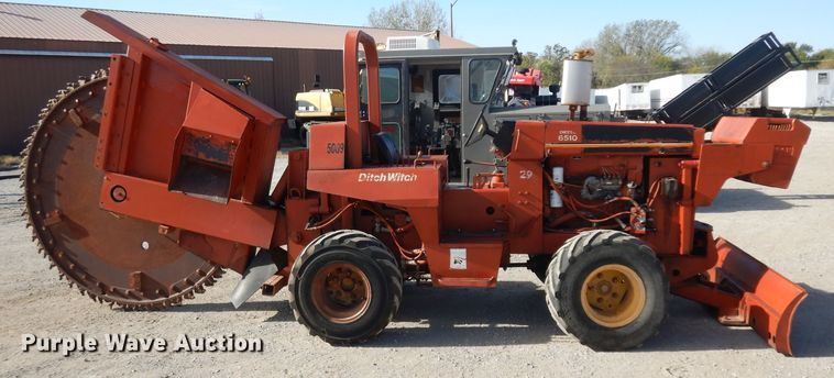 image for item HN9419 1982 Ditch Witch 6510  rock saw