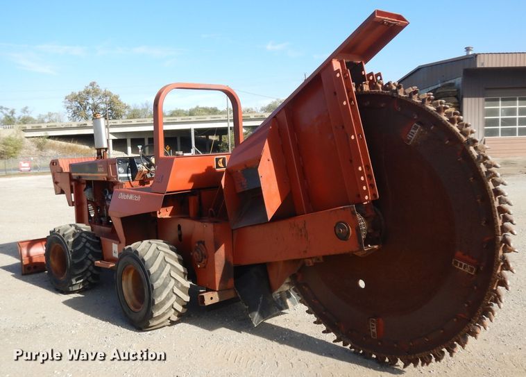 image for item HN9419 1982 Ditch Witch 6510  rock saw