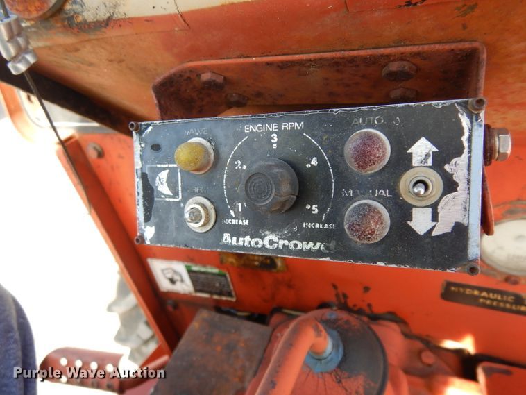 image for item HN9419 1982 Ditch Witch 6510  rock saw