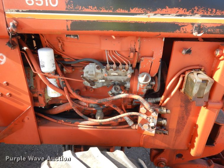 image for item HN9419 1982 Ditch Witch 6510  rock saw