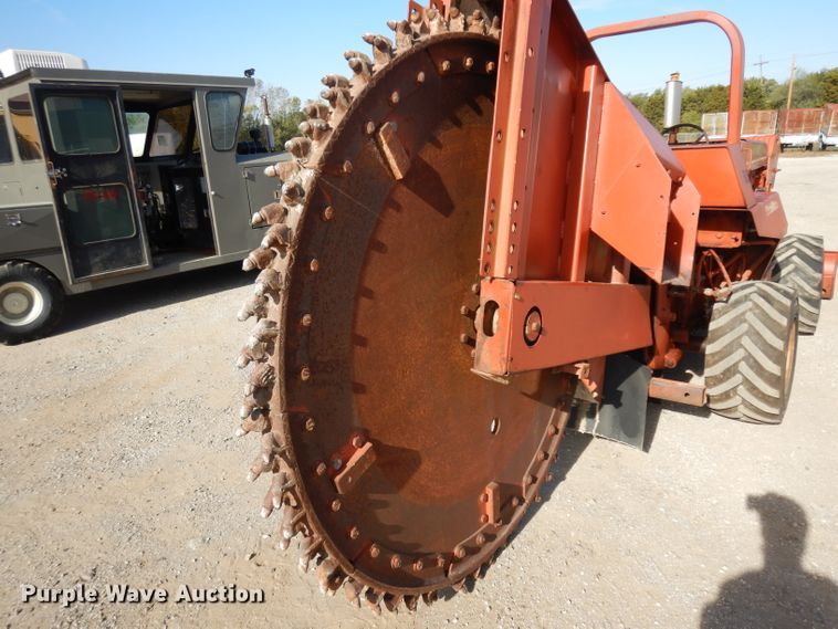 image for item HN9419 1982 Ditch Witch 6510  rock saw