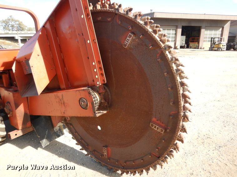 image for item HN9419 1982 Ditch Witch 6510  rock saw