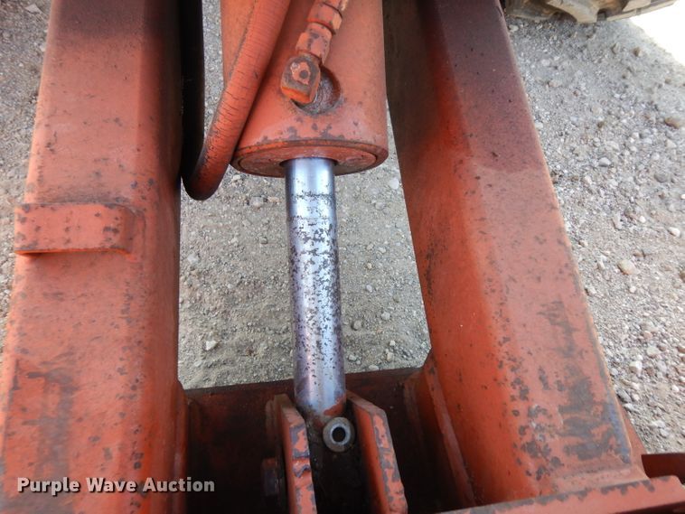 image for item HN9419 1982 Ditch Witch 6510  rock saw