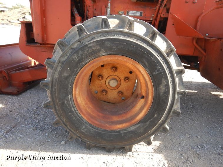 image for item HN9419 1982 Ditch Witch 6510  rock saw