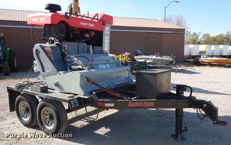 image for item HN9421 2009 Asphalt Zipper AZ-500B wheel loader cold planer