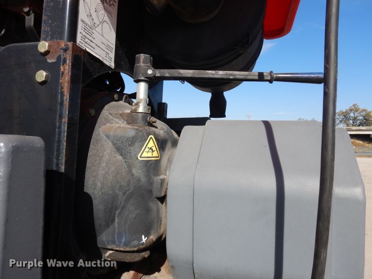 image for item HN9421 2009 Asphalt Zipper AZ-500B wheel loader cold planer