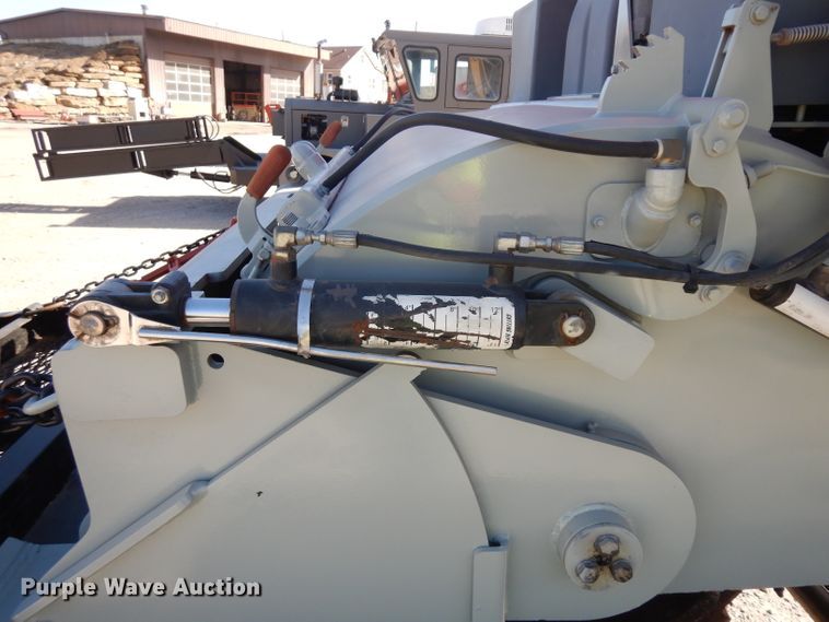 image for item HN9421 2009 Asphalt Zipper AZ-500B wheel loader cold planer