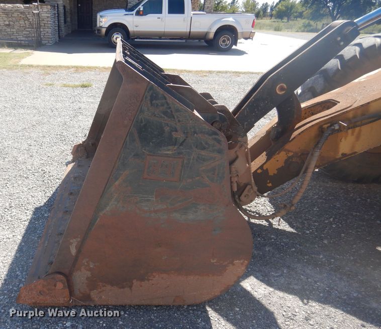 image for item HO9247 2003 Caterpillar 924G  High Lift wheel loader