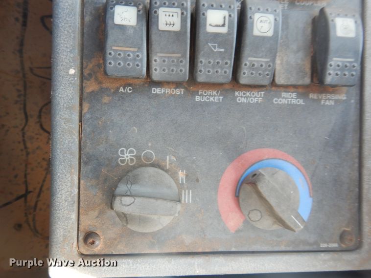 image for item HO9247 2003 Caterpillar 924G  High Lift wheel loader