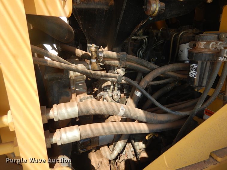 image for item HO9247 2003 Caterpillar 924G  High Lift wheel loader